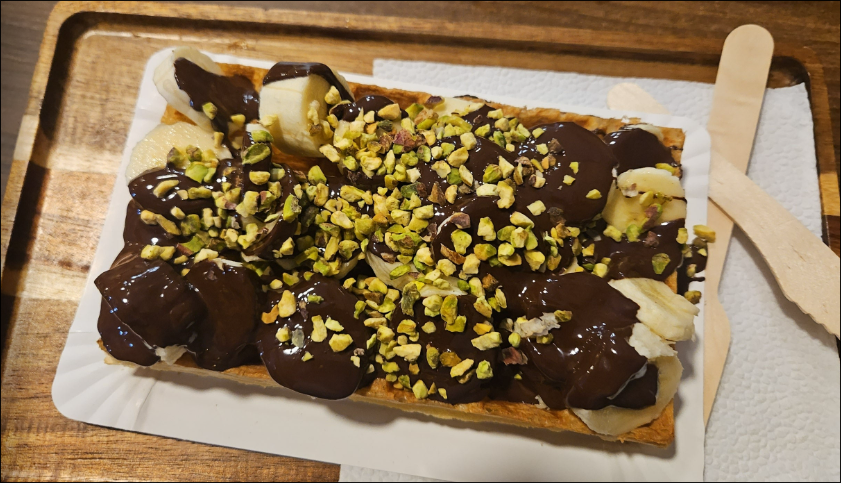 Picture of a waffel in the city